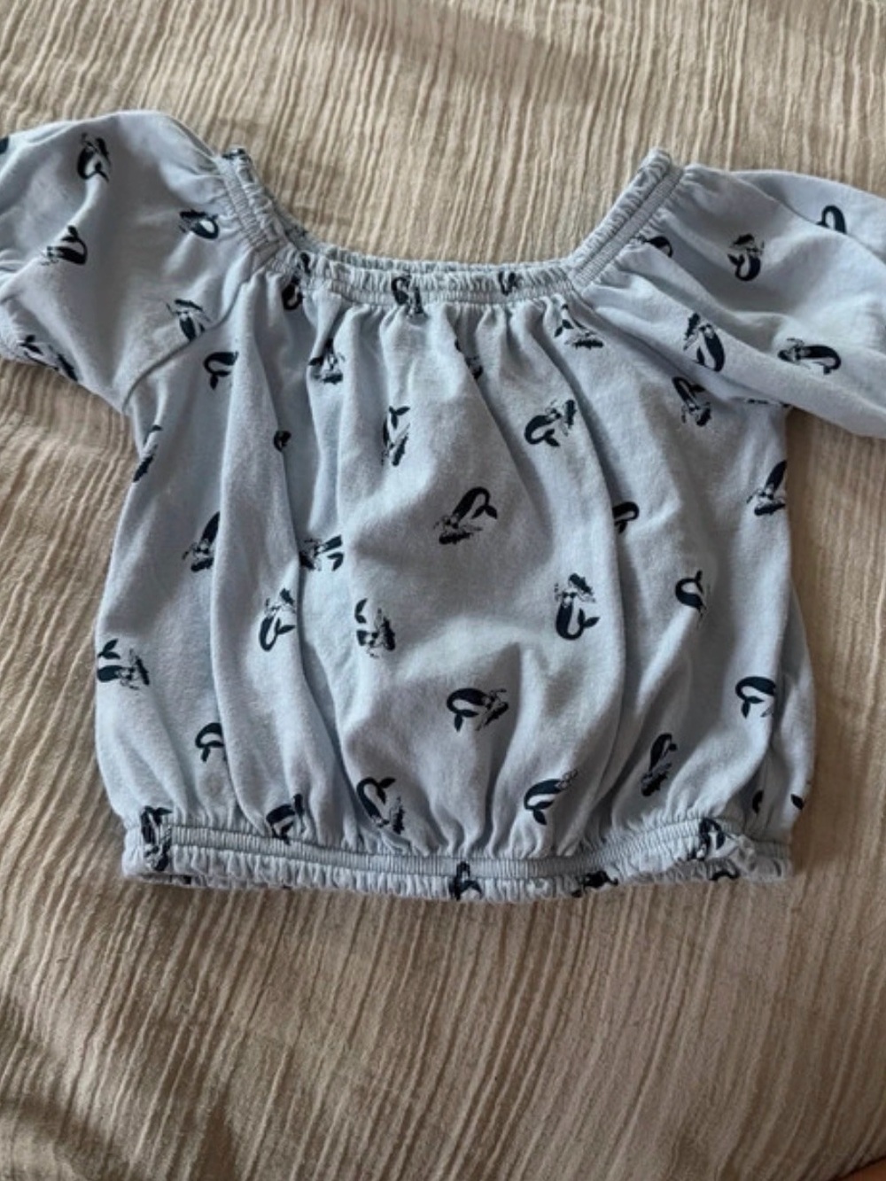 Old Navy Light Blue Off-Shoulder Top with Navy Print